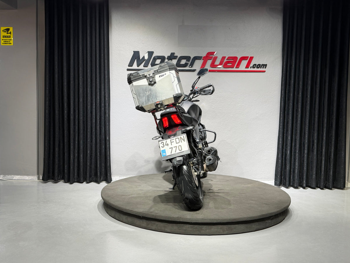 BAJAJ DOMİNAR 400