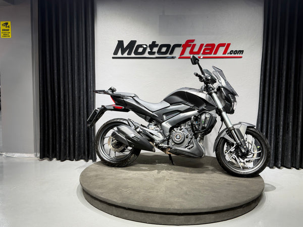 BAJAJ DOMINAR 400 UG 2024